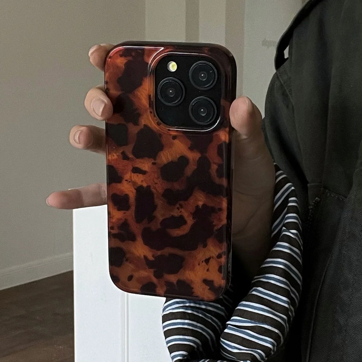 Retro Amber Dokulu Lazer Telef - Phone Accessories To Sell incelemesi ve fiyatı