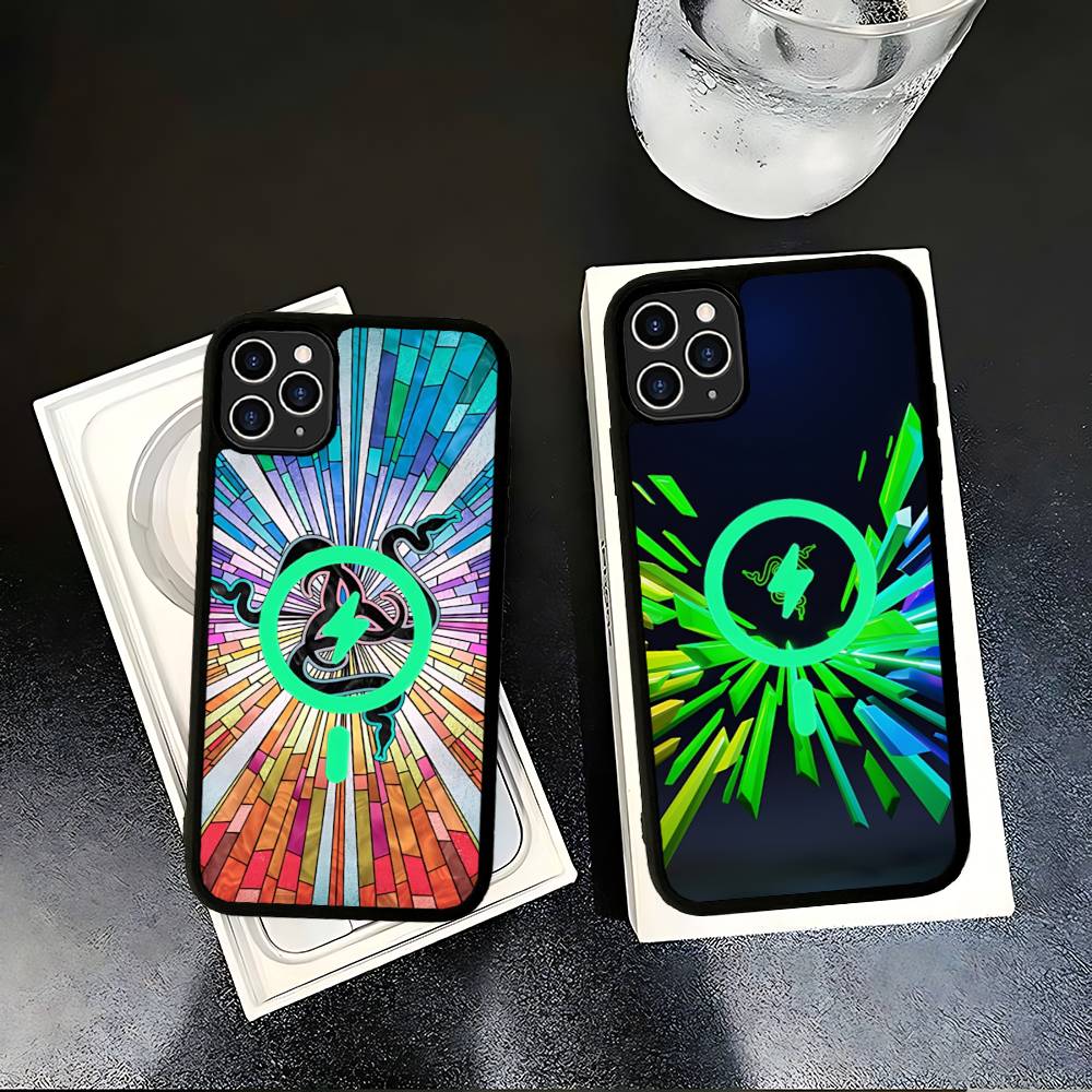 Çevre Birimleri Logosu R-Razer - Phone Accessories Brand incelemesi ve fiyatı